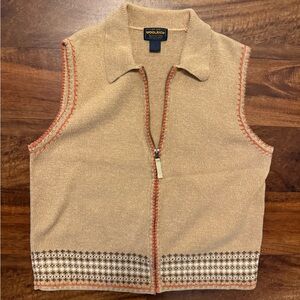 Woolrich Beige Zip-Up Vest with Red Trim